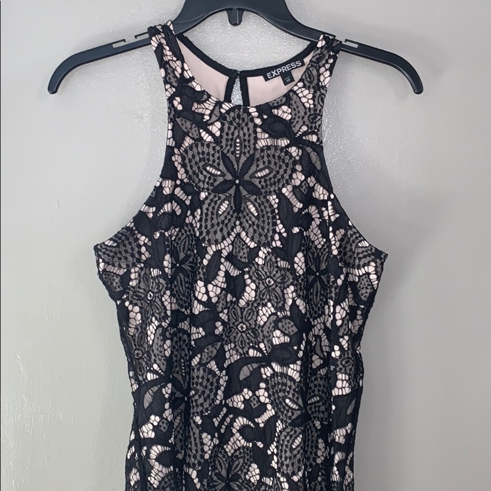 Express black illusion floral lace dress - Picture 2 of 6